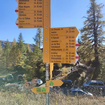 شقة A 100m Des Pistes De Et Des Commodites *